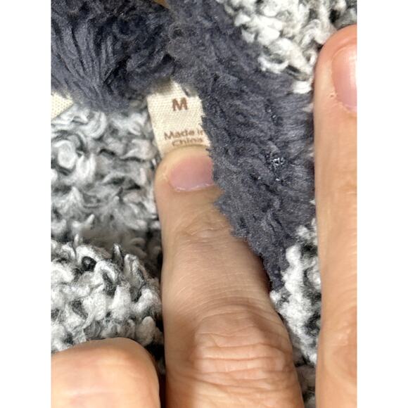 Soft Surroundings Sweatshirt Medium Gray Fuzzy Teddy Bear 1/4 Zip Pockets Cozy - Picture 8 of 11